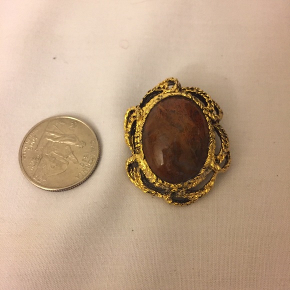 ❌SOLD❌ RARE Vintage Gold Plated Oval Jasper Brooch - Picture 2 of 8